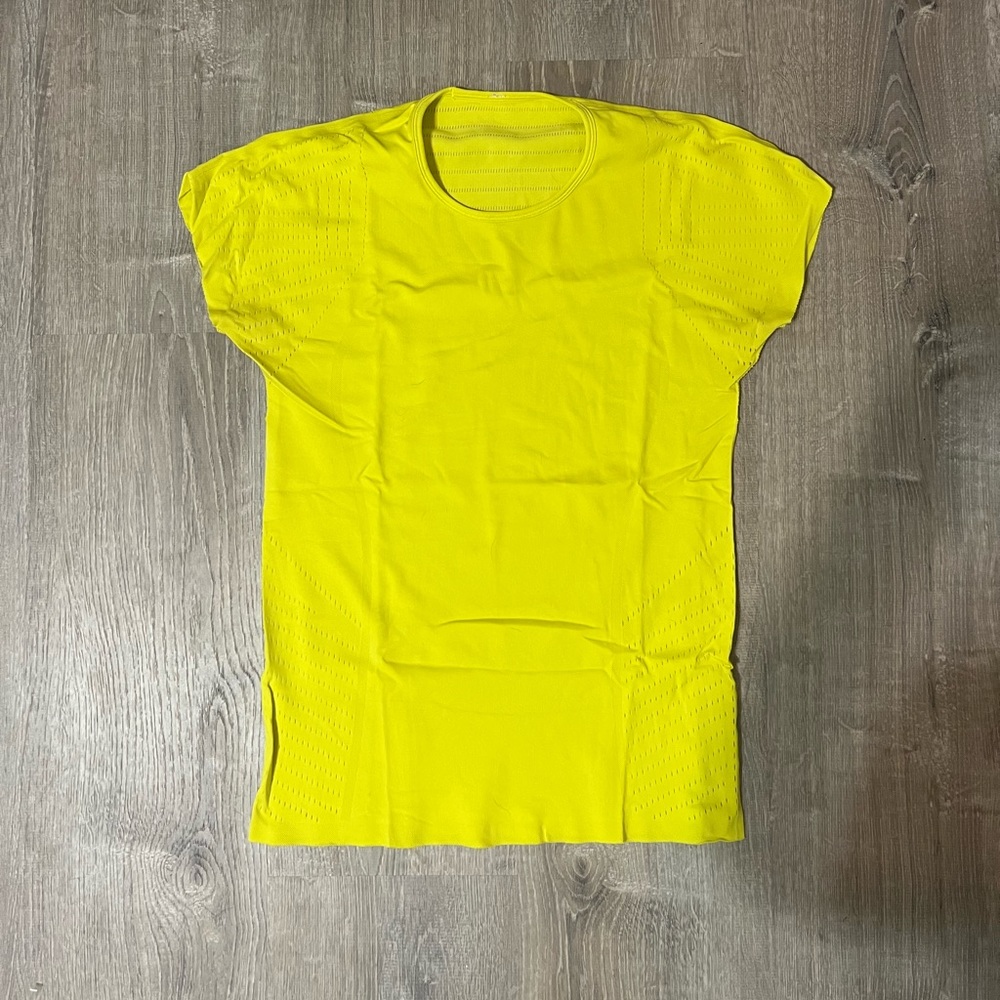 Lulu lemon top
